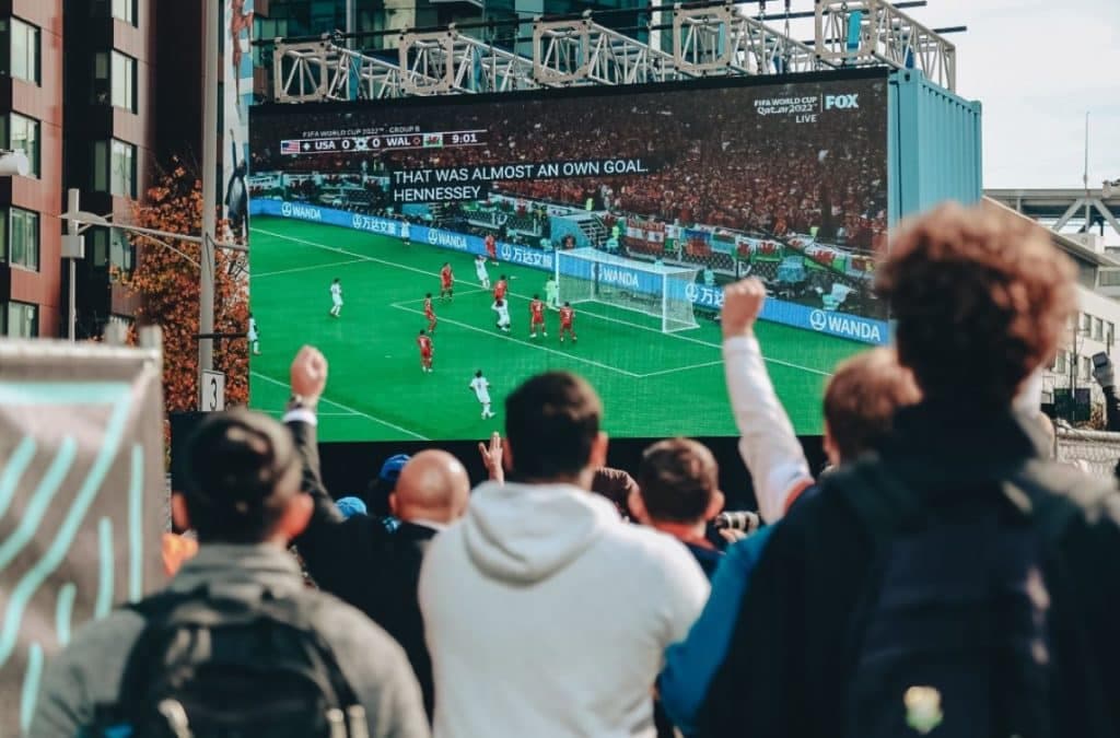 Góc xem World Cup 2026 trong phòng ngủ: Cách setup riêng tư, không ồn ào và tiết kiệm chi phí