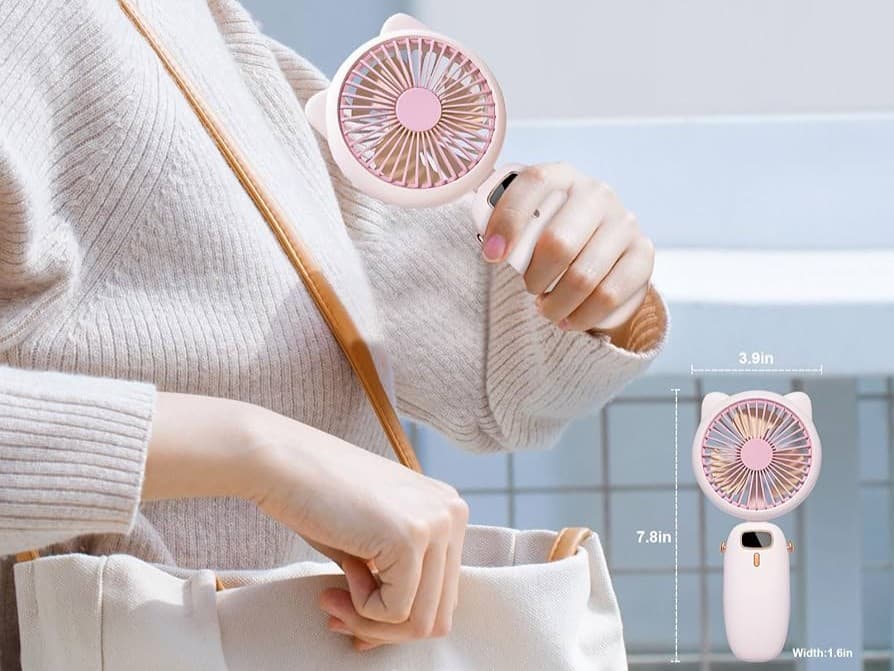 Bí Kíp Chọn Quạt Mini Du Lịch: Đi Máy Bay Có Bị Tịch Thu? Loại Nào Pin Trâu, Gió Mạnh?